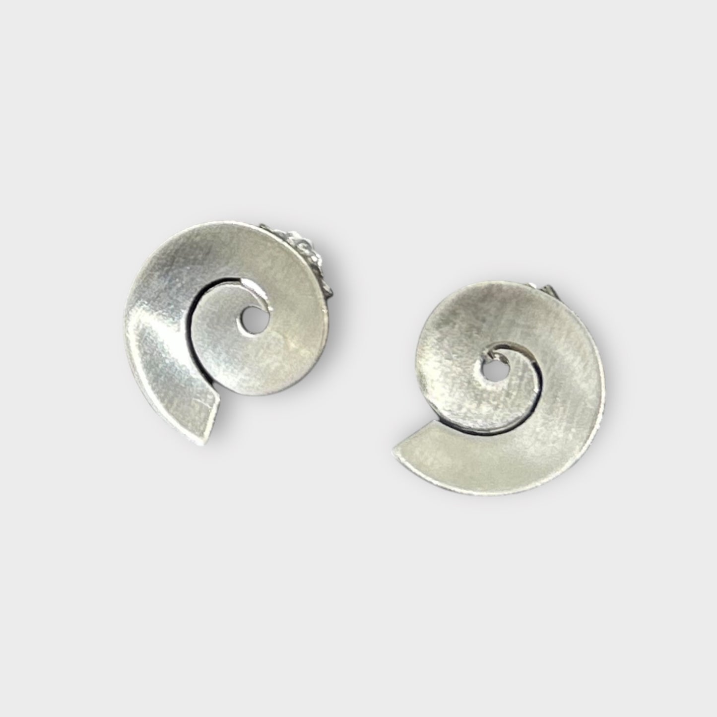 Earrings / Studs / Spiral / 925 Sterling Silver