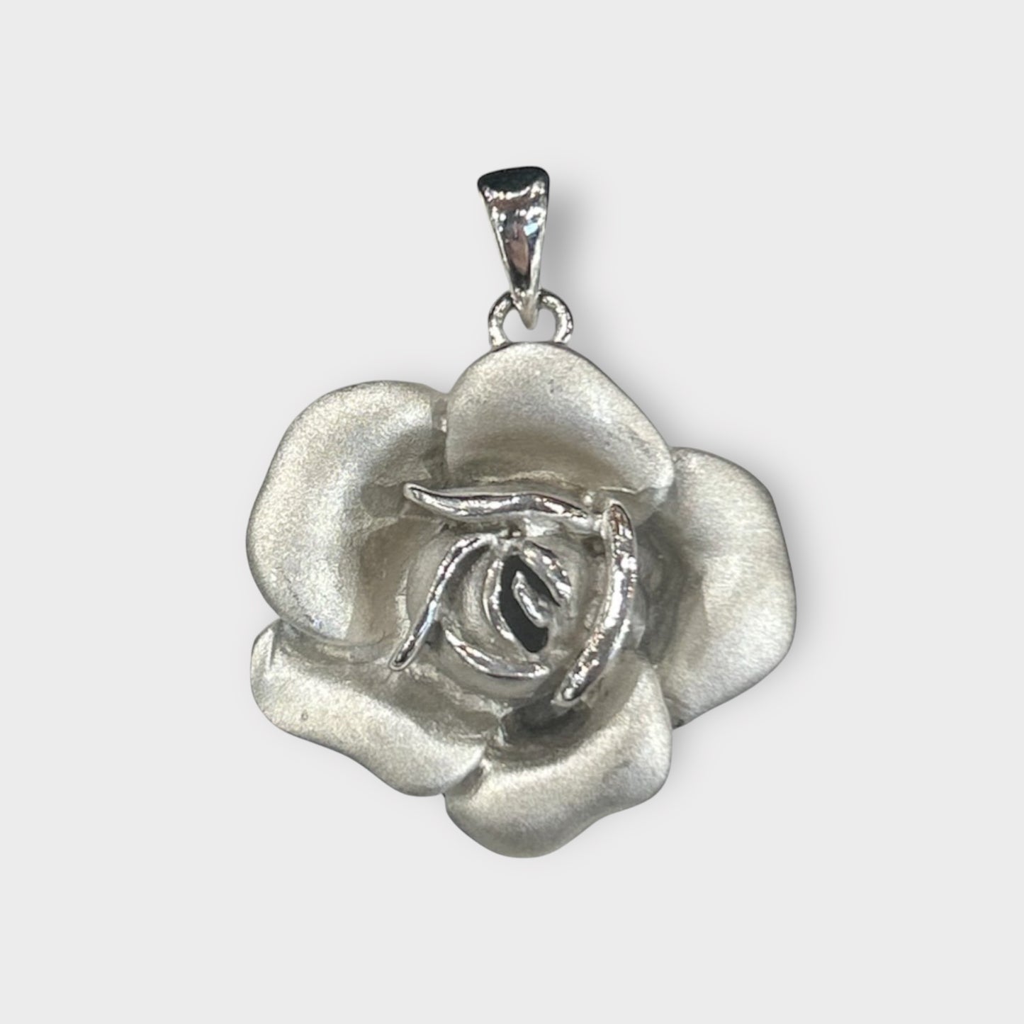 Pendant / Rose / 925 Sterling Silver