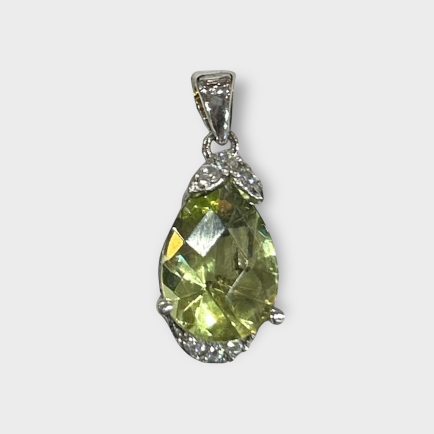 Pendant / Green / Zirconia / 925 Sterling Silver