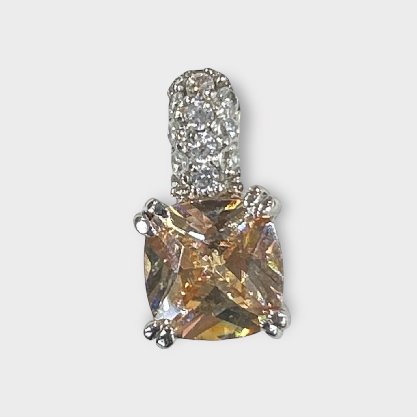 Pendant / Champagne / Zirconia / 925 Sterling Silver