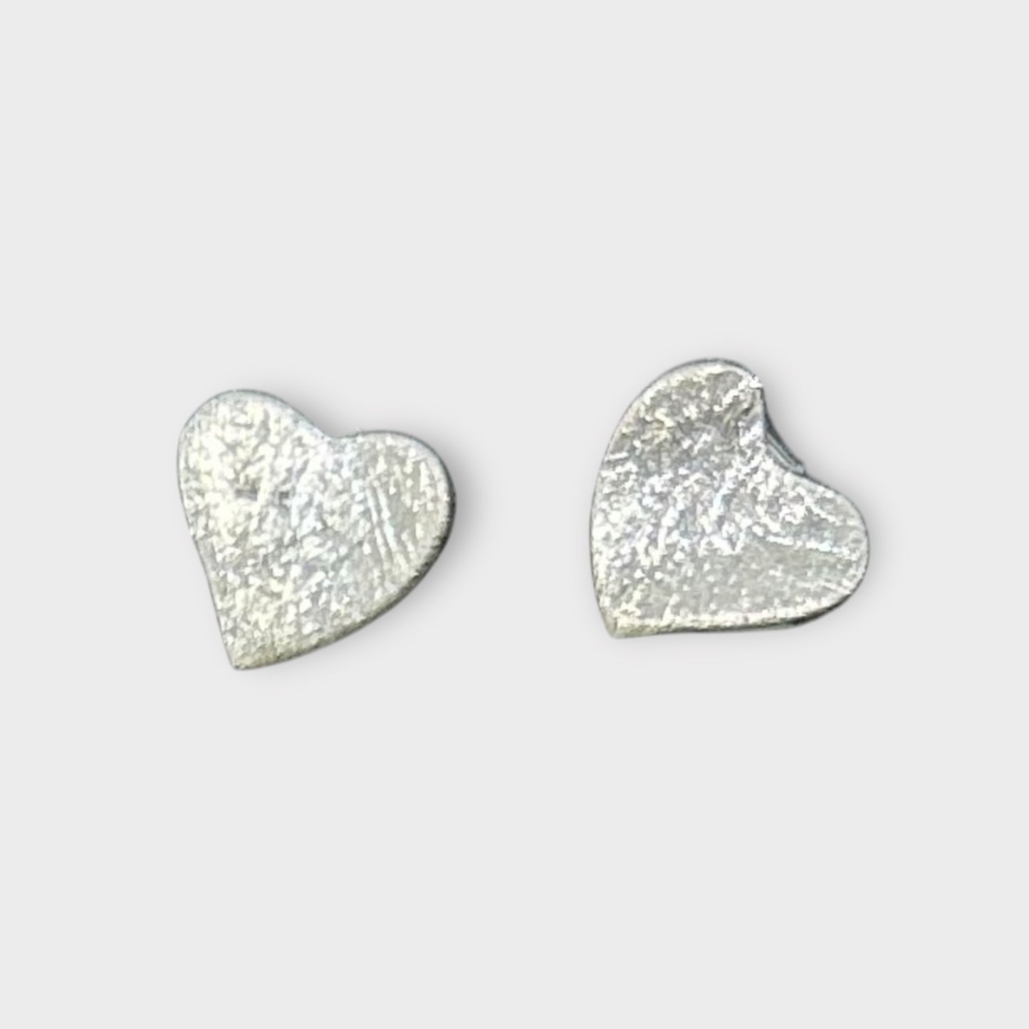 Earrings / Studs / Heart / 925 Sterling Silver