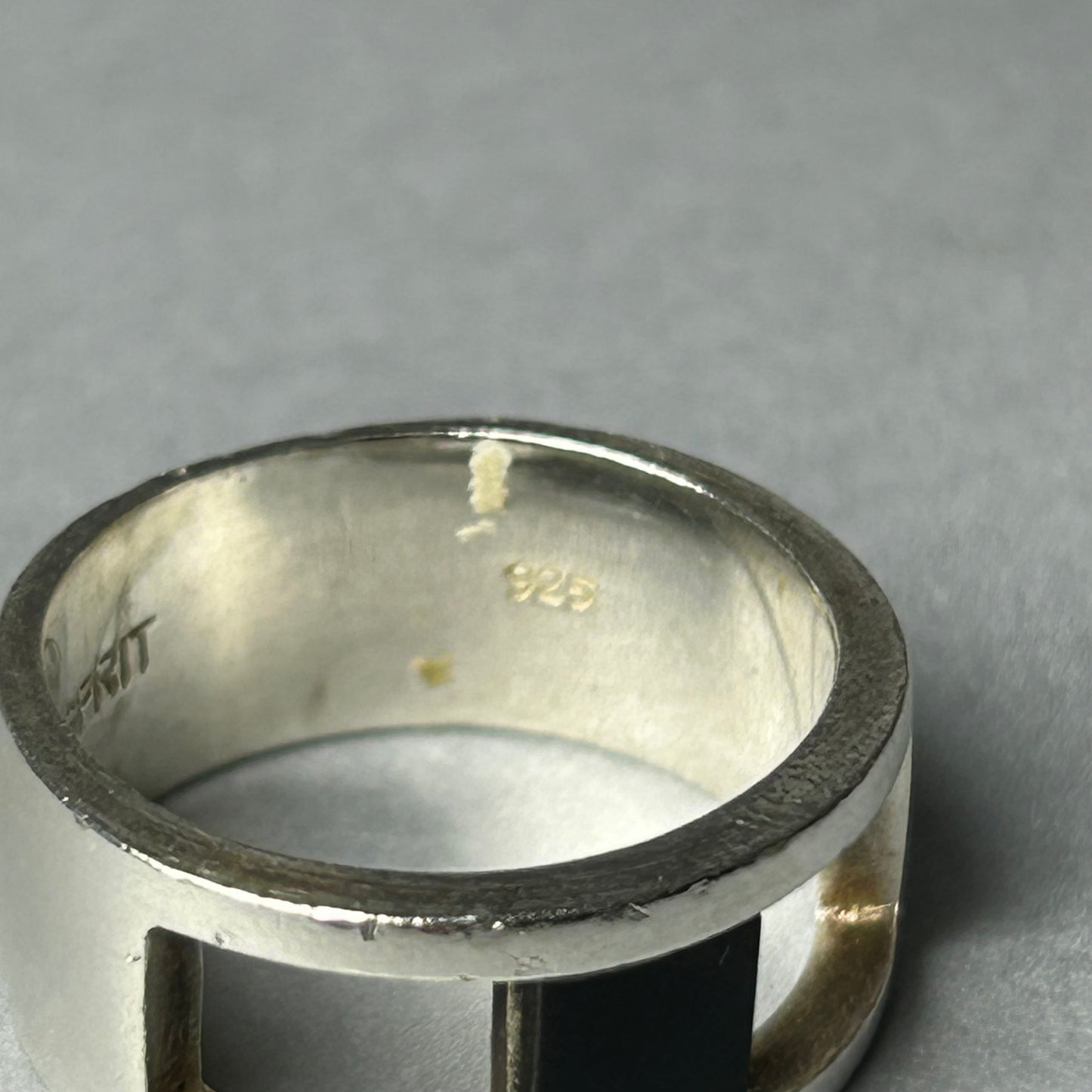Ring aus 925 Silber mit Onyx