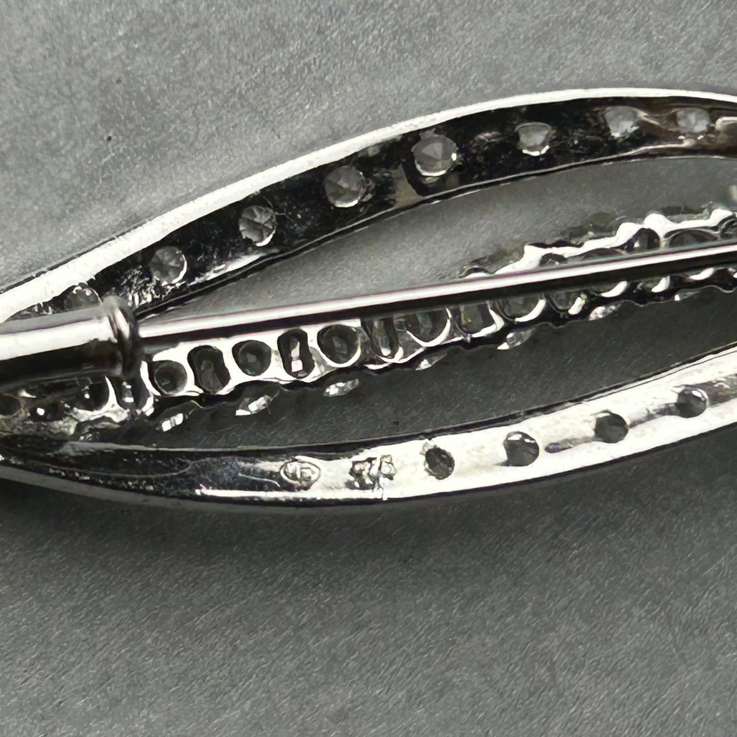 Brosche mit Zirkonia aus 925 Silber