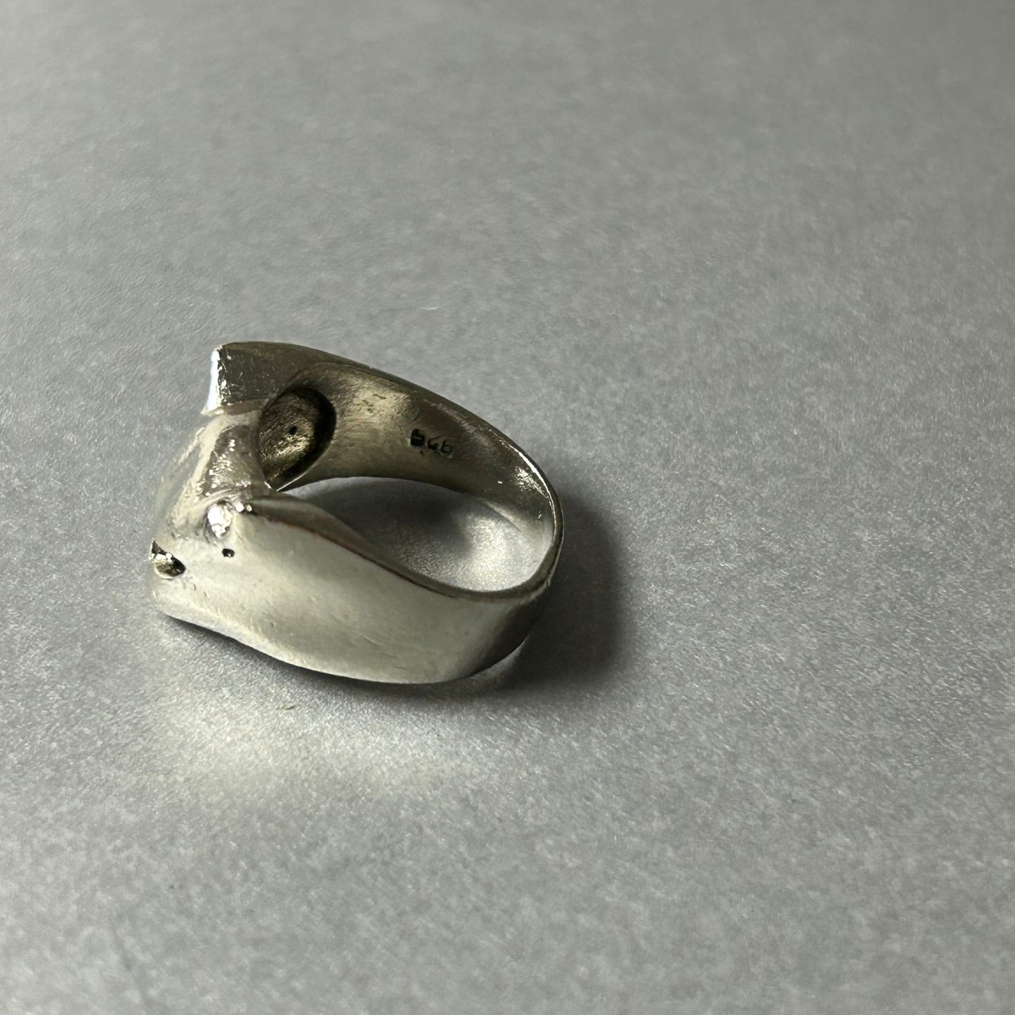 Ring mit Katzen-Motiv aus 925 Silber