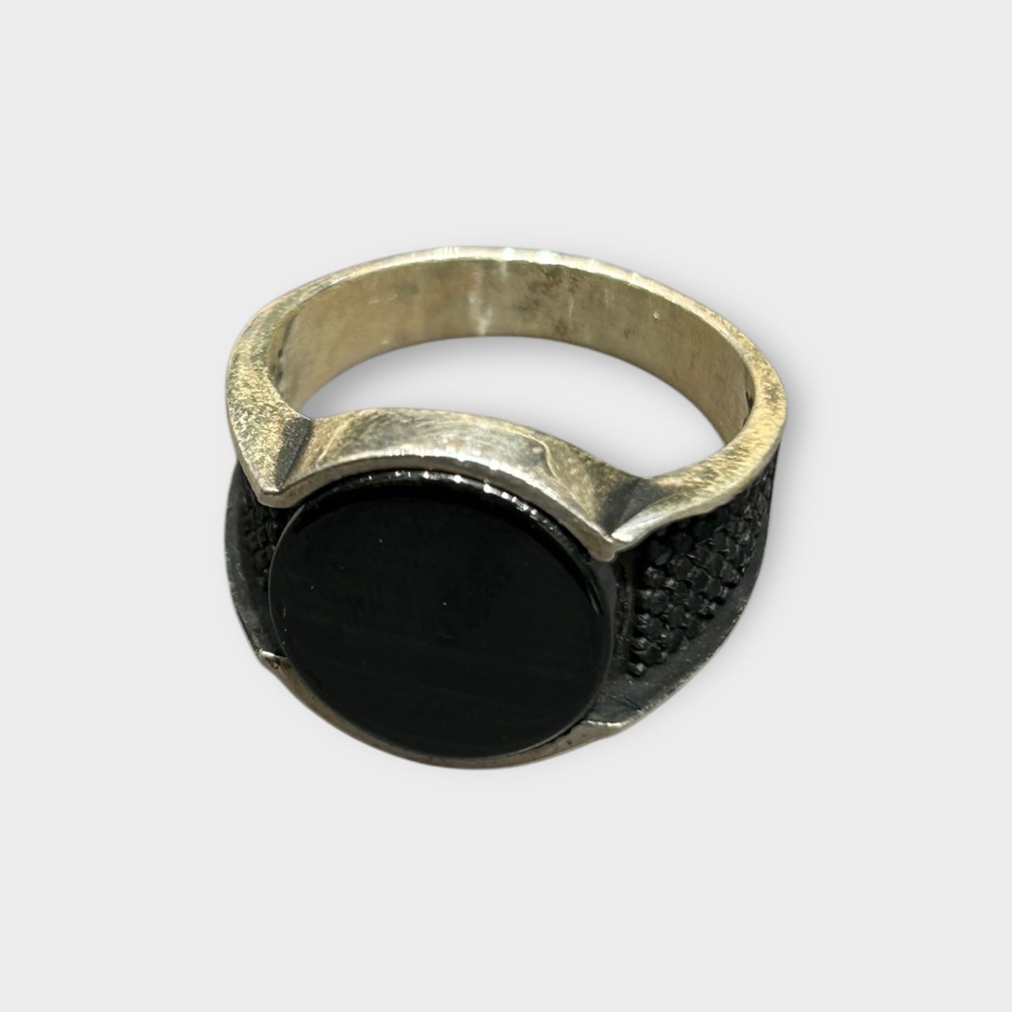 Ring / Onyx / 925 Sterling Silver