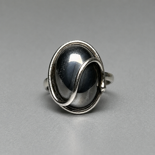 Ring aus 925 Silber mit natürlichem Hematit