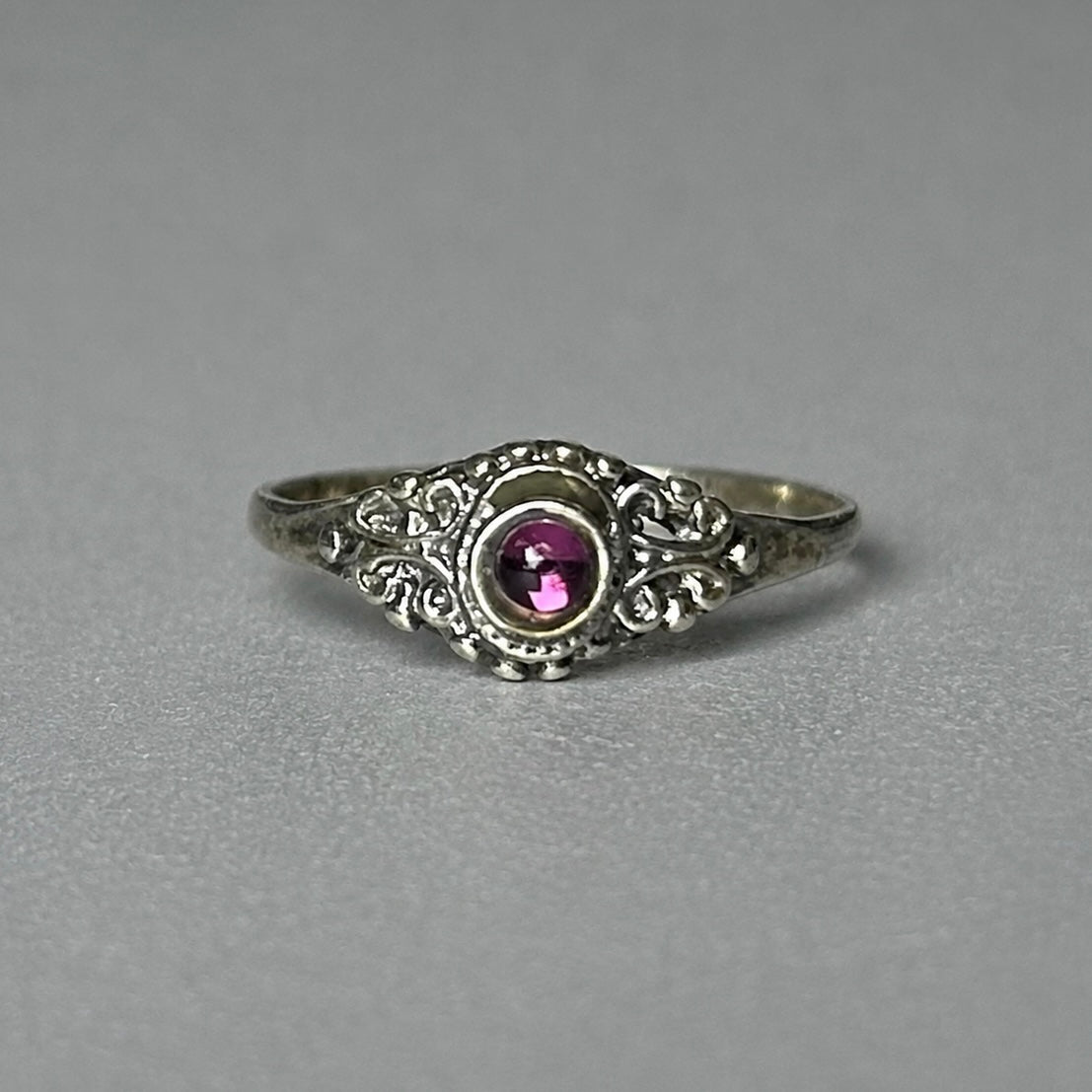 Ring aus 925 Silber mit Amethyst