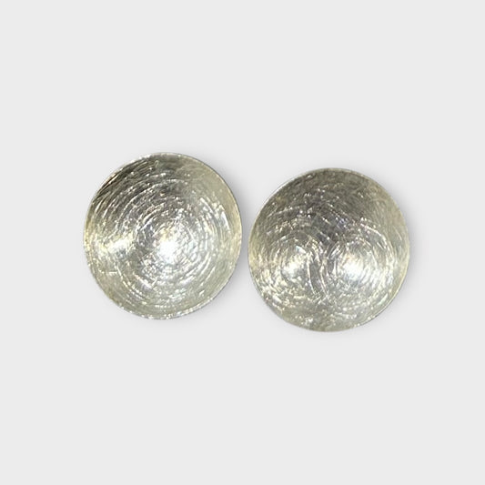 Earrings / Studs / Round / 925 Sterling Silver