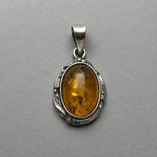 Anhänger aus 925 Silber mit echtem Bernstein