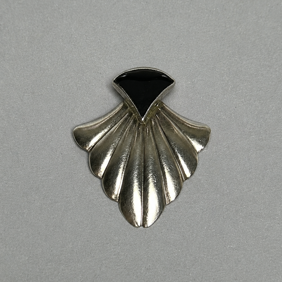 Art-Déco-Anhänger aus 925 Silber mit Onyx