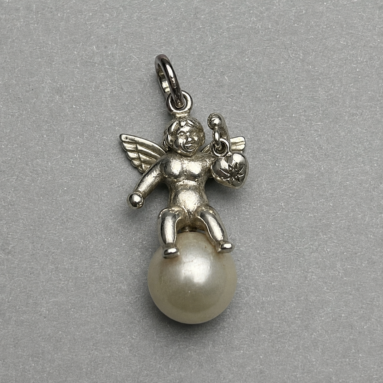 Engel-Anhänger aus 925 Silber mit Perle