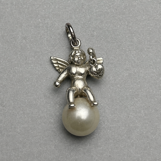 Engel-Anhänger aus 925 Silber mit Perle