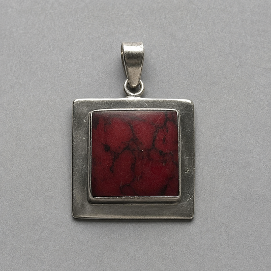 Anhänger aus 925 Silber mit rotem Howlith