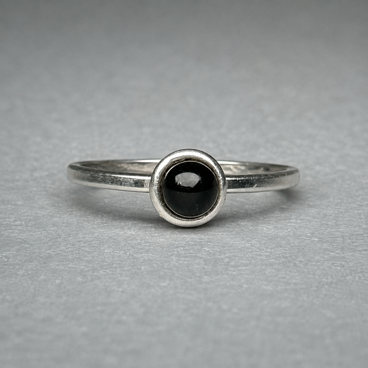 Ring aus 835 Silber mit Onyx