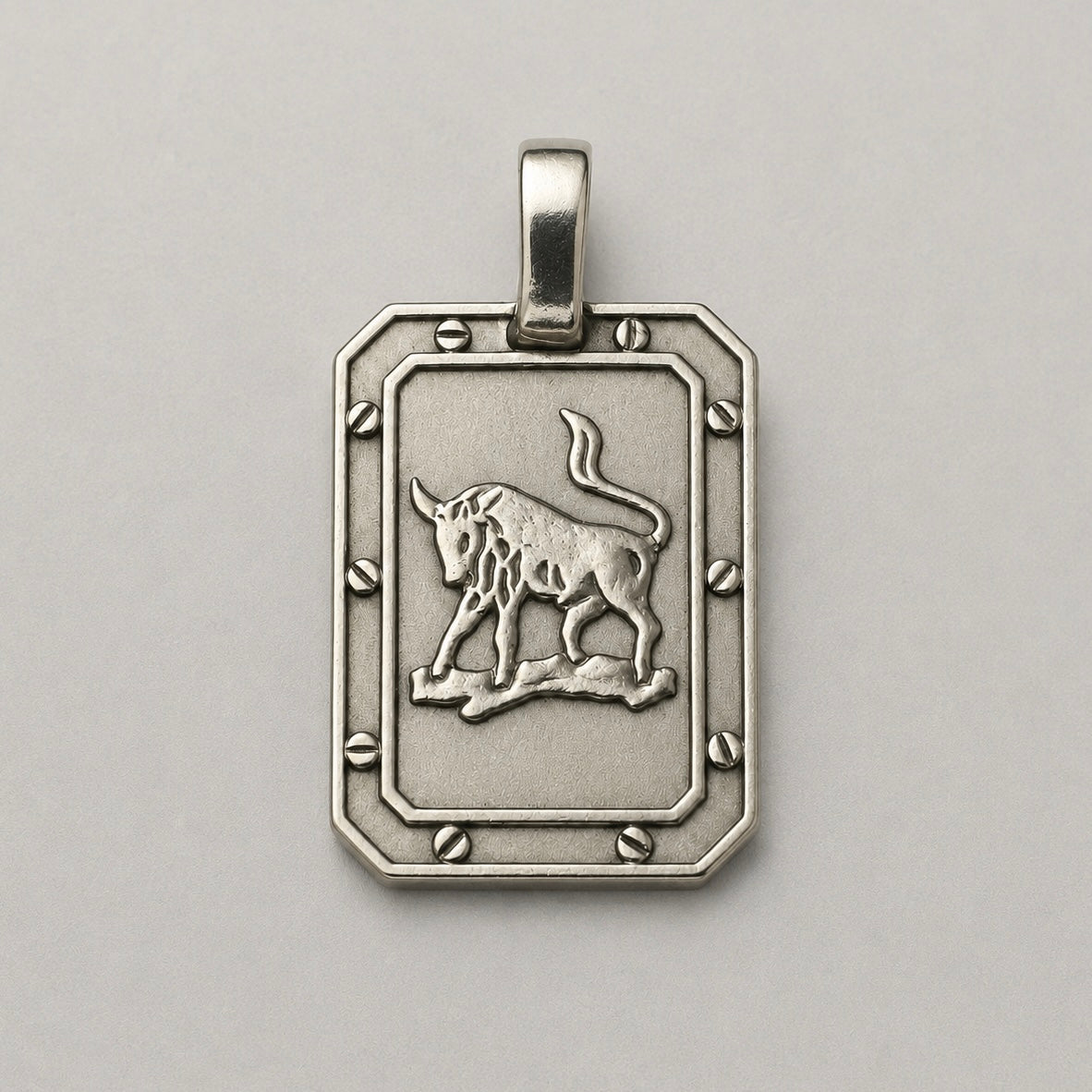 Sternzeichen-Anhänger Stier aus 835 Silber
