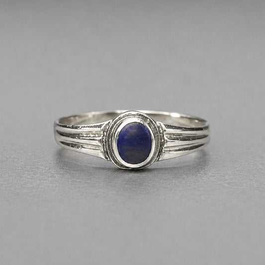 Ring aus 925 Silber mit Lapislazuli