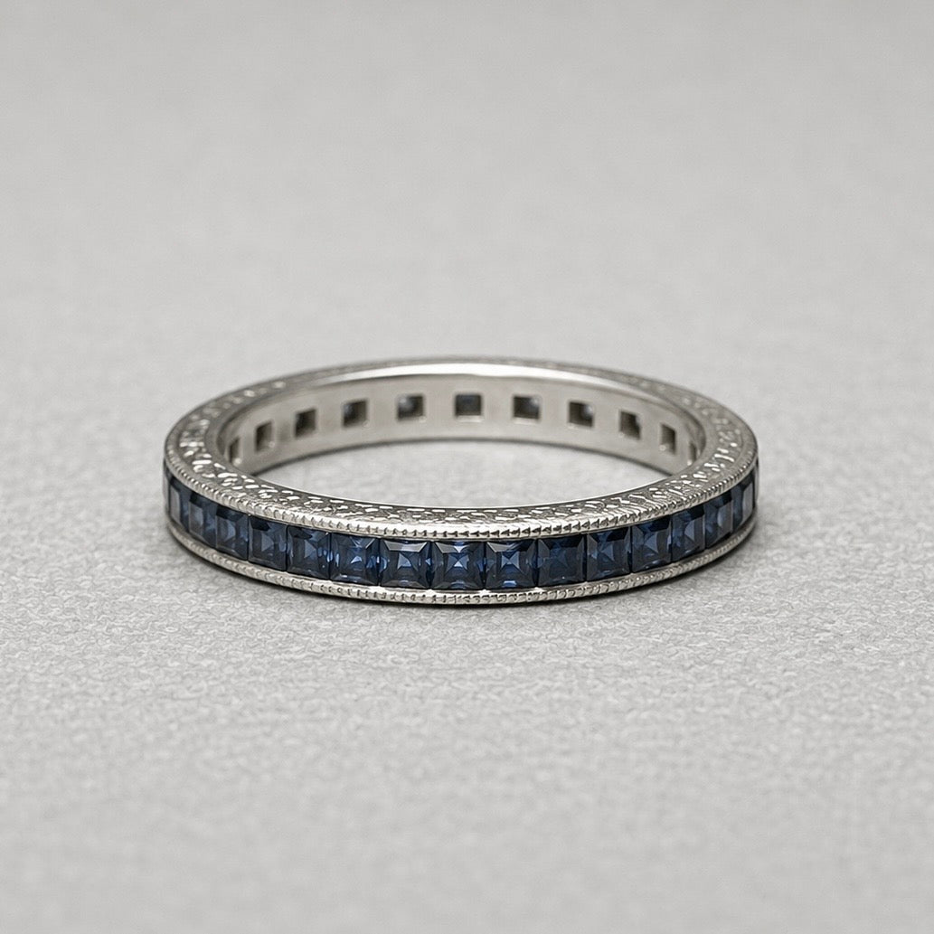 Ring aus 935 Silber mit Saphiren Memory Ring