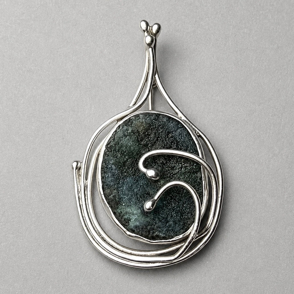Anhänger und Brosche aus 925 Silber mit römischem Glas