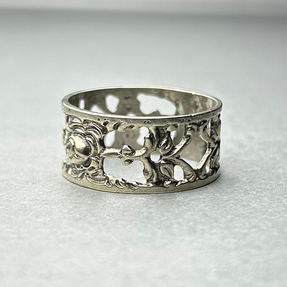 Ring mit Rosen aus 835 Silber