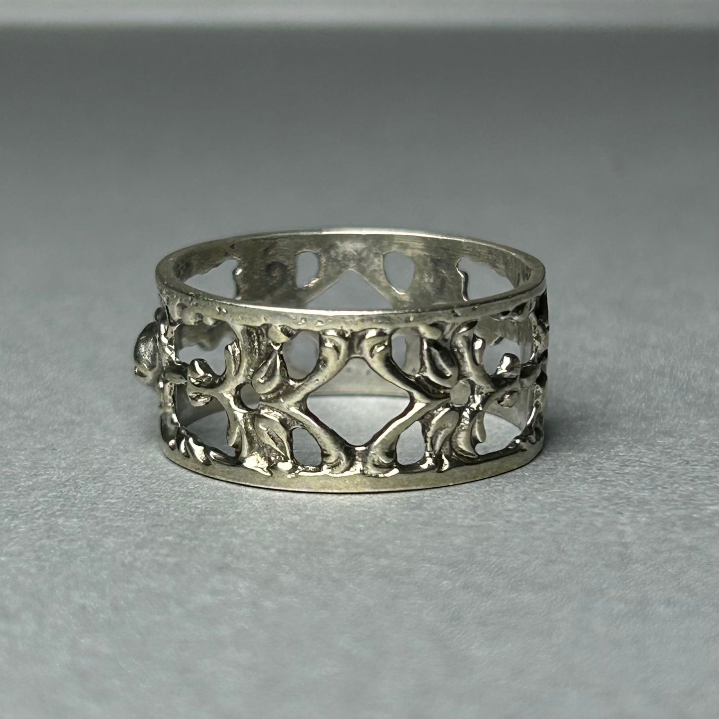 Ring mit Rosen aus 835 Silber