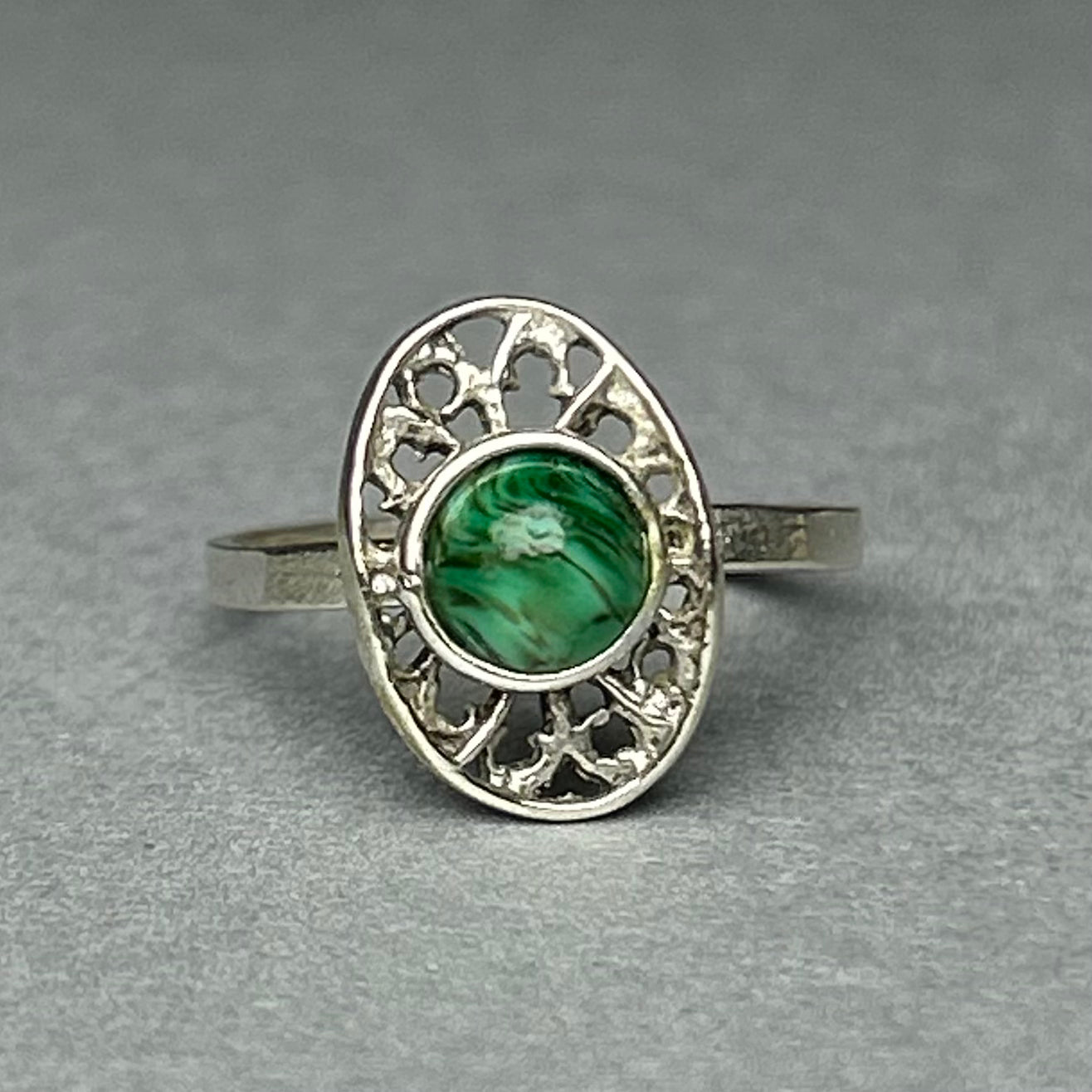Ring mit Malachit aus 925 Silber