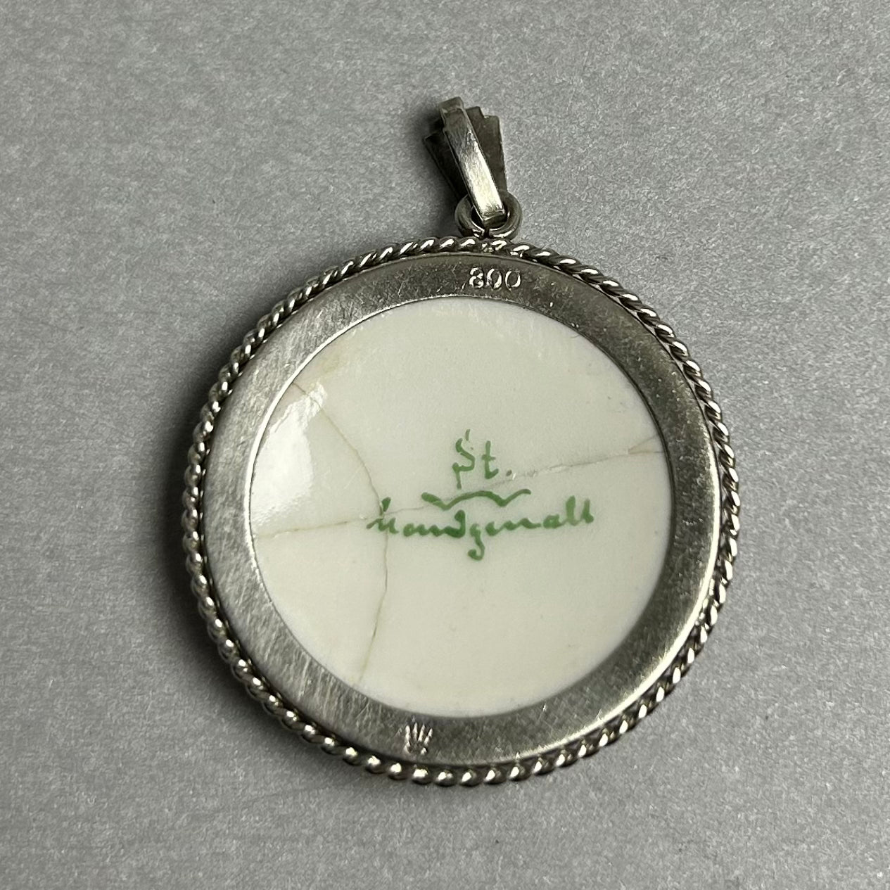 Anhänger aus 800 Silber mit handbemaltem Porzellan