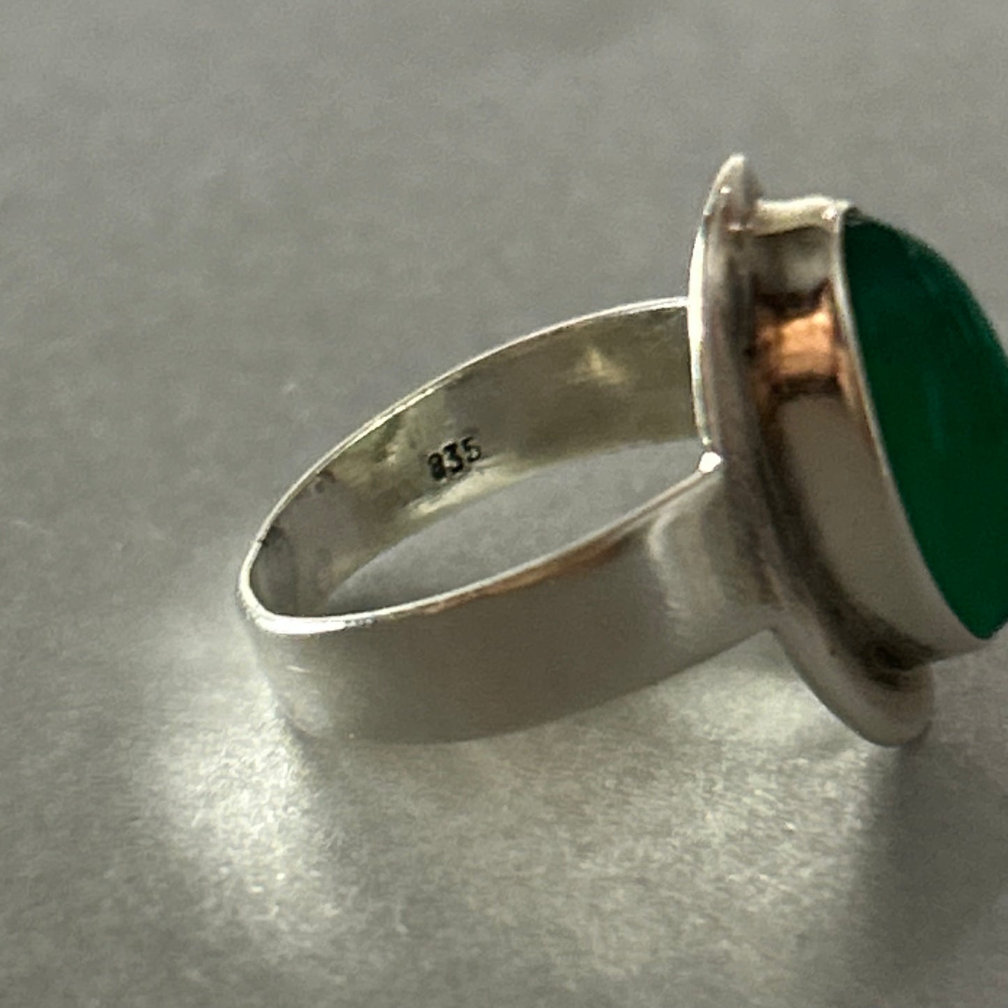 Ring aus 925 Silber mit natürlichem Chrysopras