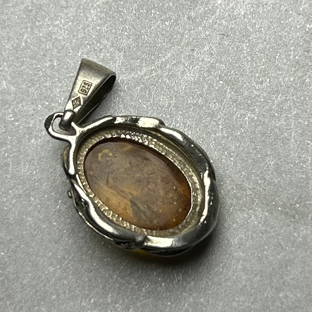 Anhänger aus 925 Silber mit echtem Bernstein