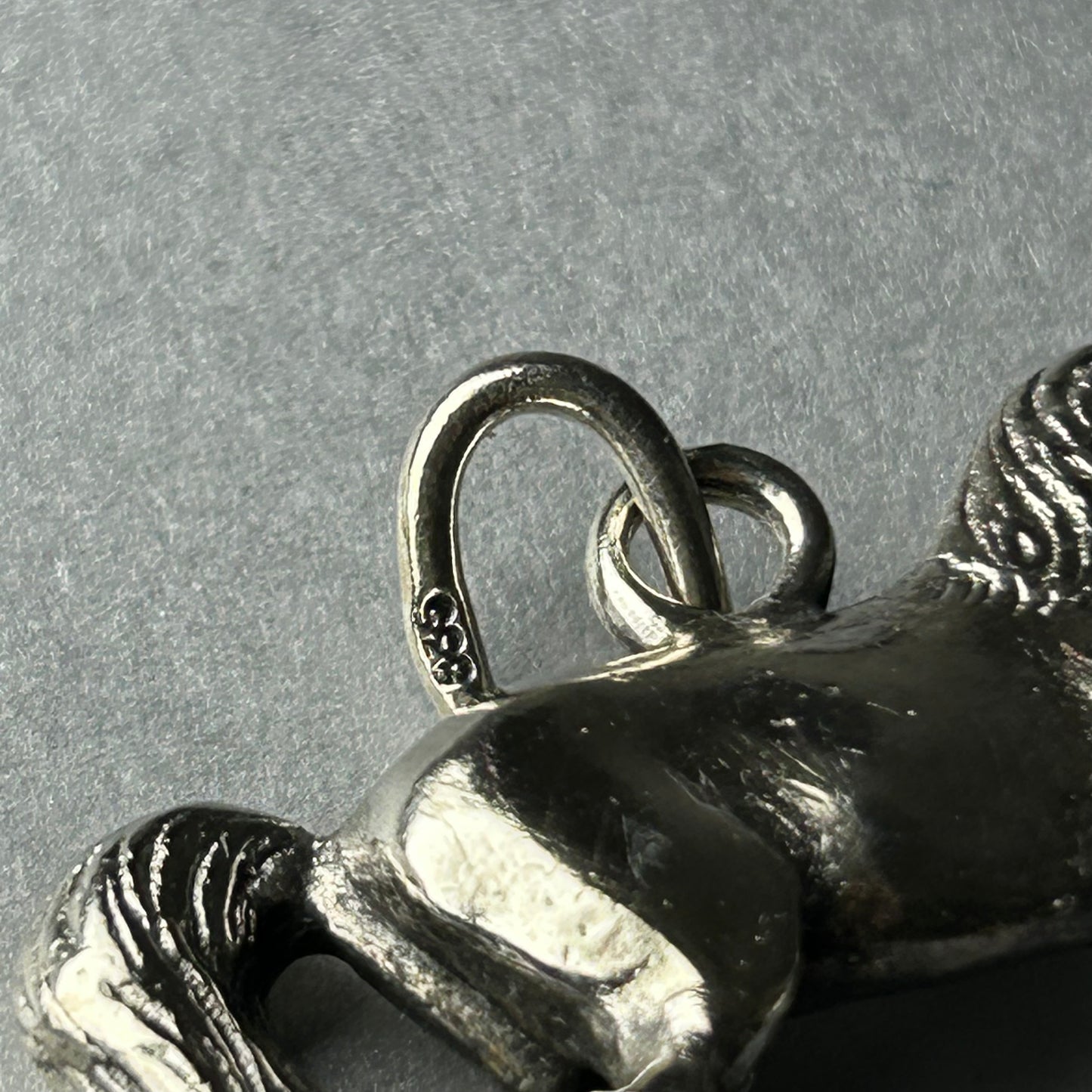 Pferde-Anhänger aus massivem 835 Silber