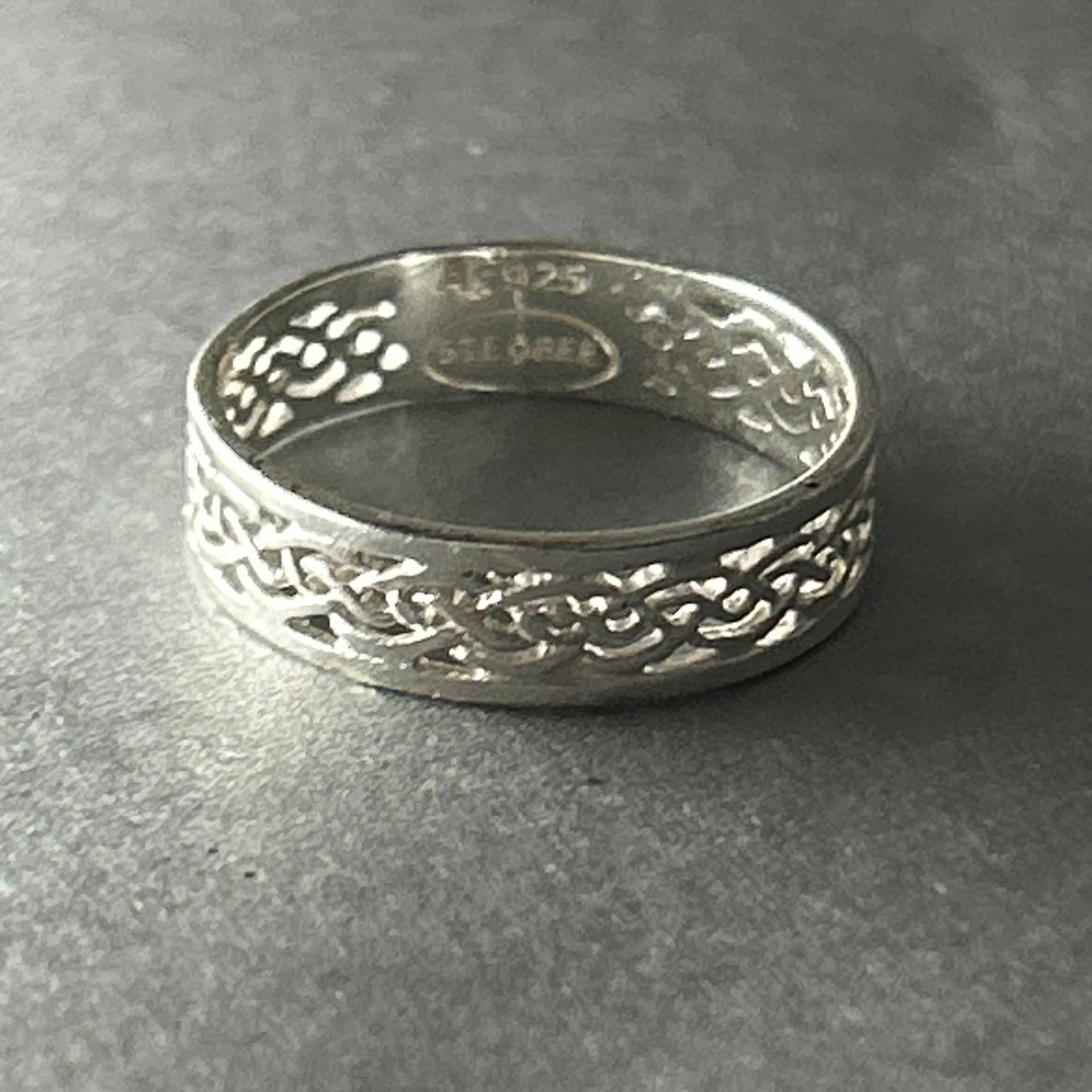 925 Silber Ring mit keltischem Flechtmuster