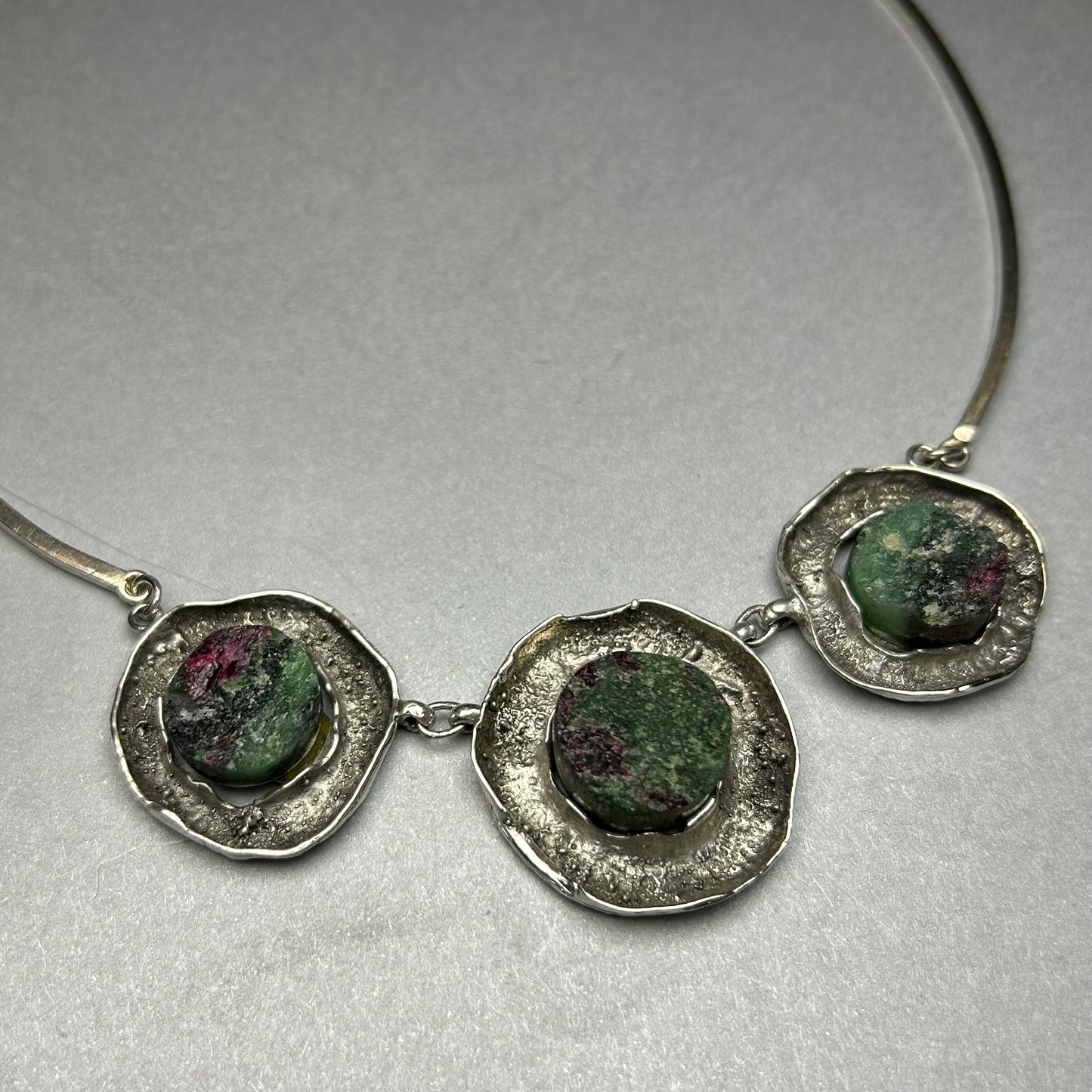 Kette Collier aus 925 Silber mit Rubin-Zoisit