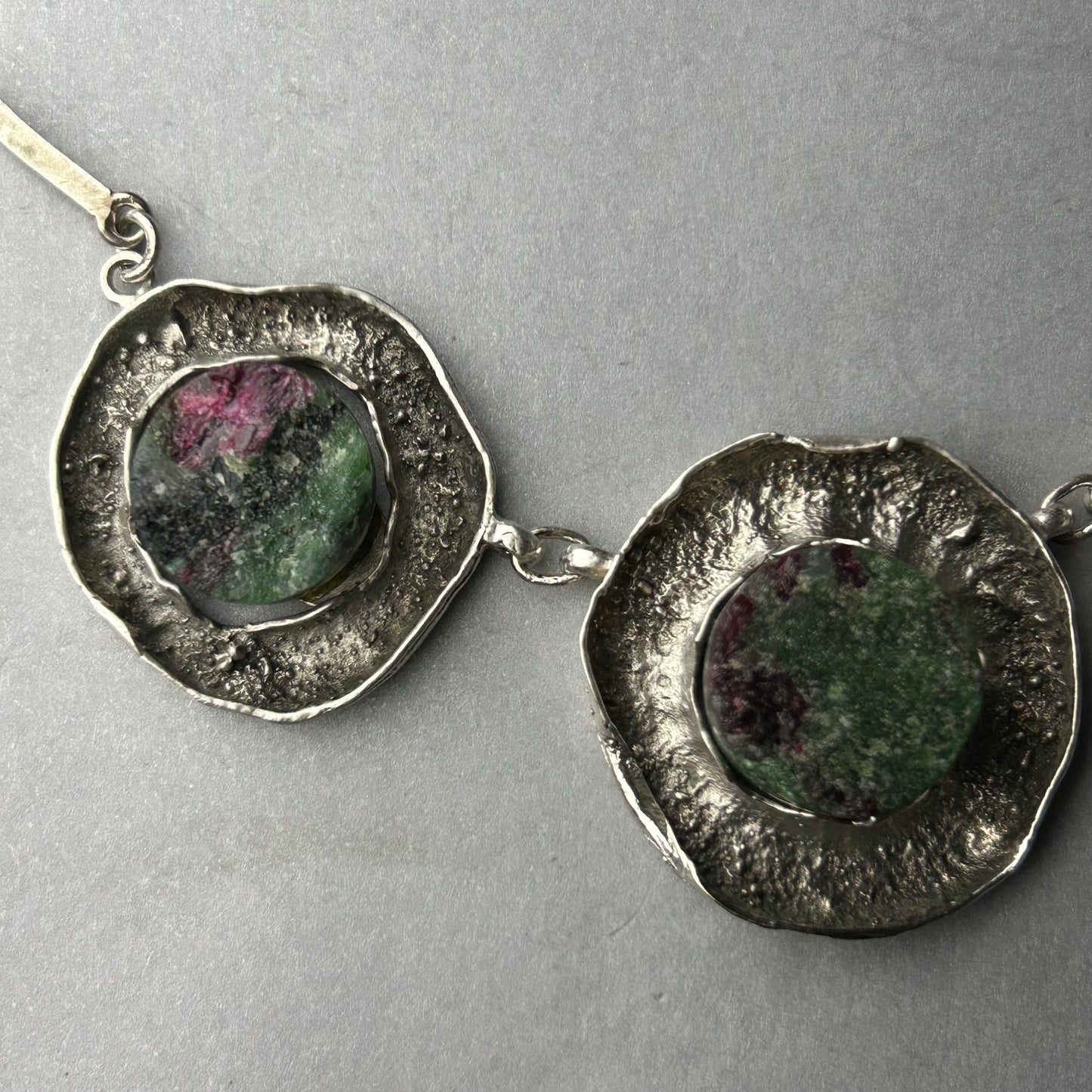 Kette Collier aus 925 Silber mit Rubin-Zoisit