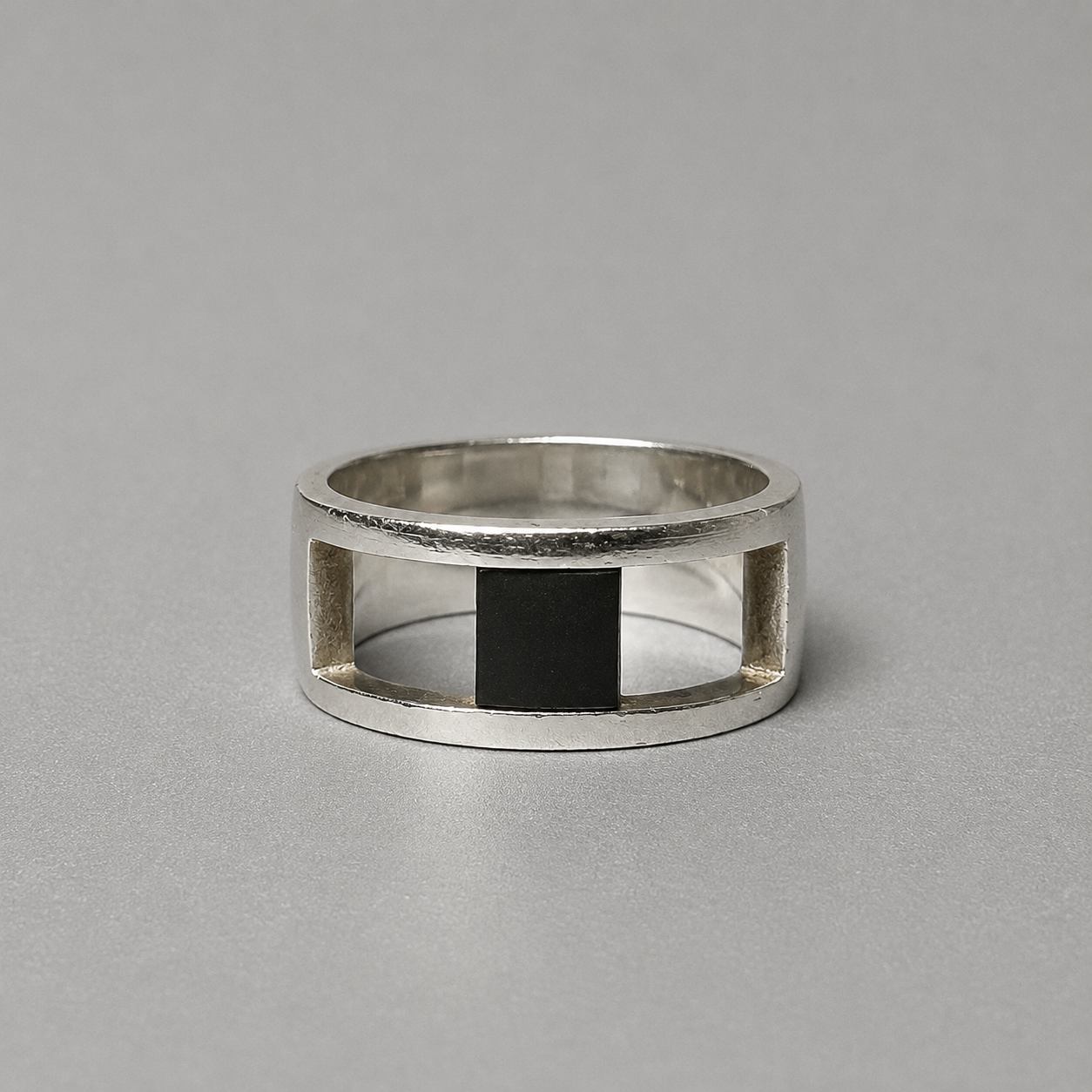 Ring aus 925 Silber mit Onyx