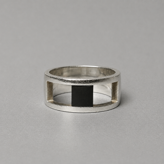 Ring aus 925 Silber mit Onyx